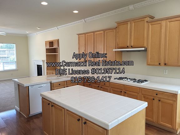 4th image of 1201 Souza Way