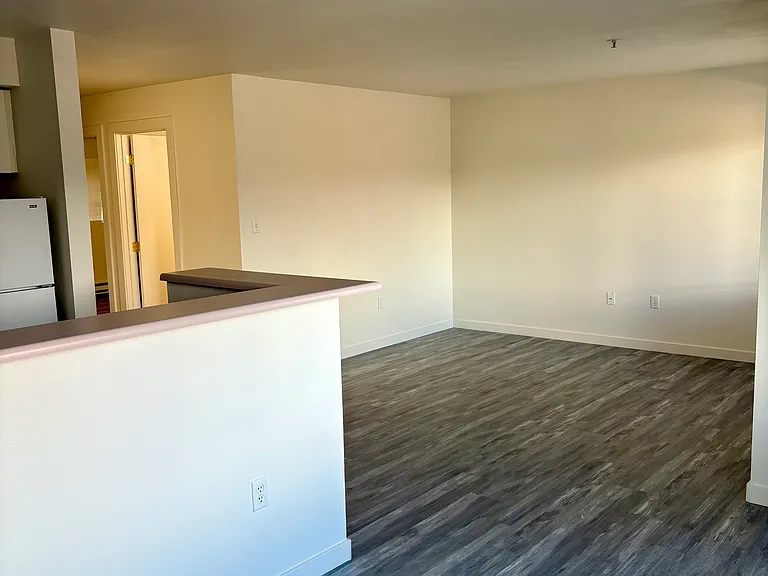 Outlook Apartments — Photo 6