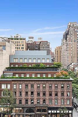5th image of 23 E 74th St APT 9C