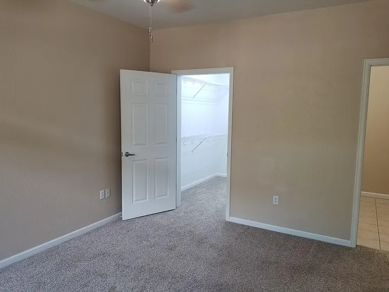 555 Cougar Bluff Point #101 — Photo 17