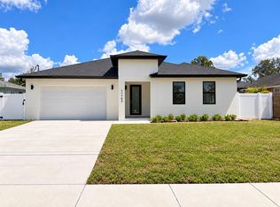 11703 COUNTRY CLUB PLACE, TAMPA, FL 33612