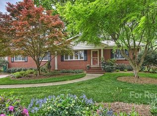 4218 Waterbury Dr, Charlotte, NC 28209