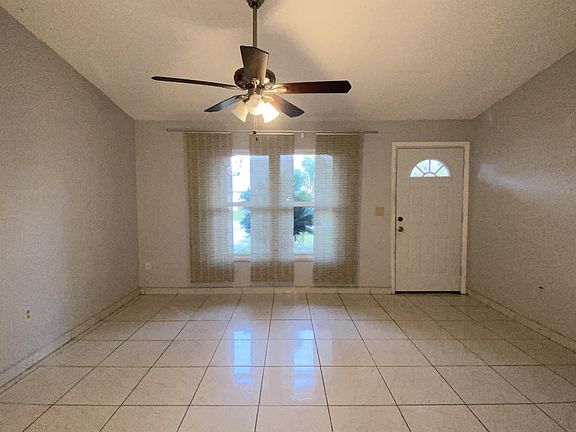 2nd image of 637 Mesilla Dr