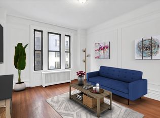 347 W 55th St APT 4B, New York, NY 10019