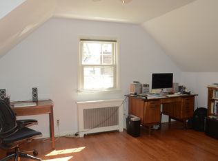 4 Navajo Ln, Ossining, NY 10562