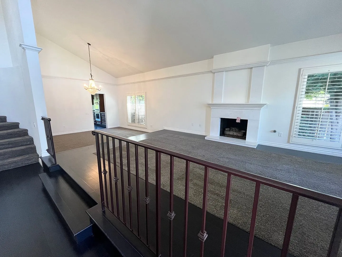 Stunning, Spacious 4BD/3BA Luxurious Home in University City! Only $6,495/mo! — Photo 3