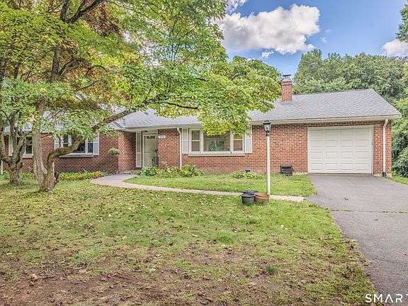 3rd image of 171 Loehr Road