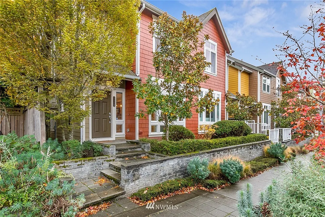 6522 24th Avenue NE #B photo 1
