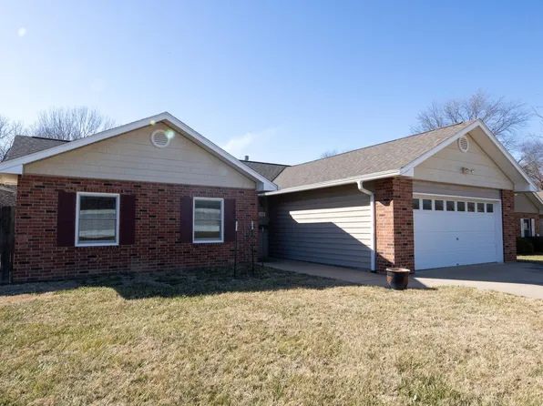 2507 Lincoln St, Emporia, KS 66801