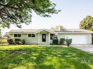 684 Crestview Dr, Twin Falls, ID 83301