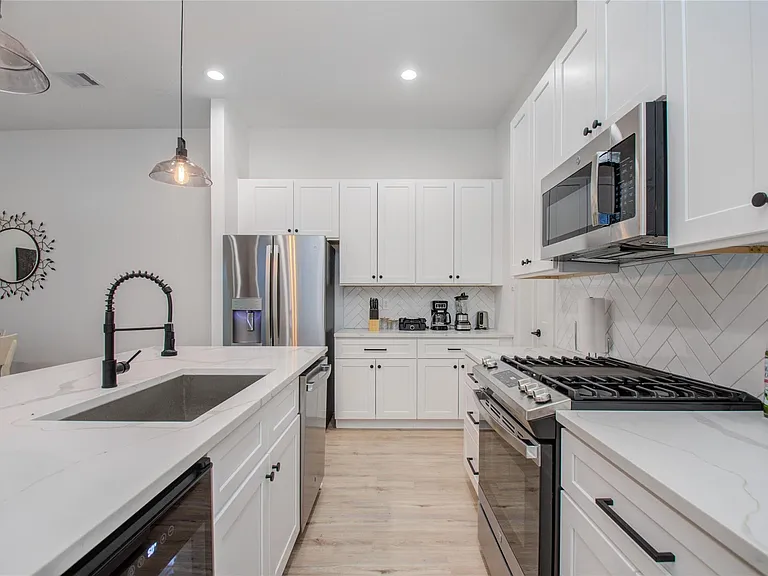 4109 Hare St #A — Photo 2