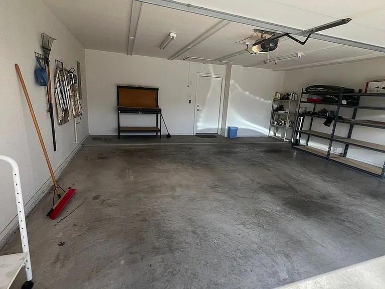 1041 Lytle Creek Dr — Photo 15