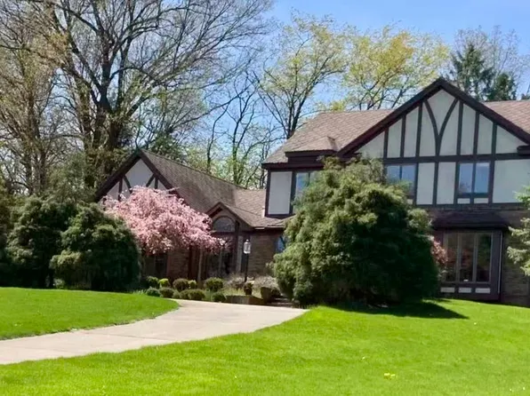1699 Tammarron Ave SE, Grand Rapids, MI 49546