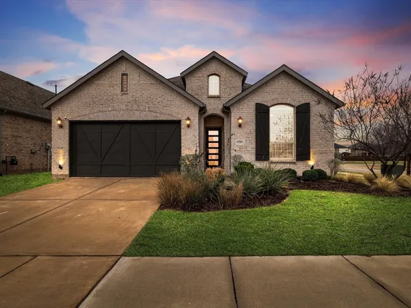 1100 Parkstone Dr, Aubrey, TX 76227