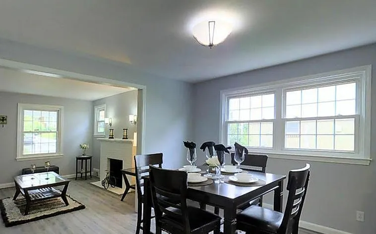 5 bed, 2000 sqft, $3,000 — Photo 4