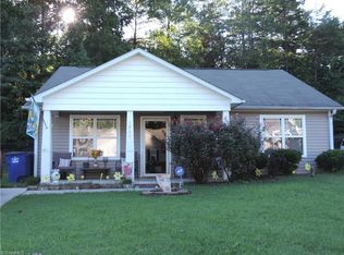 3730 Cheshire Woods Dr, Winston Salem, NC 27106