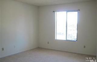 4th image of 274 Park Place Dr