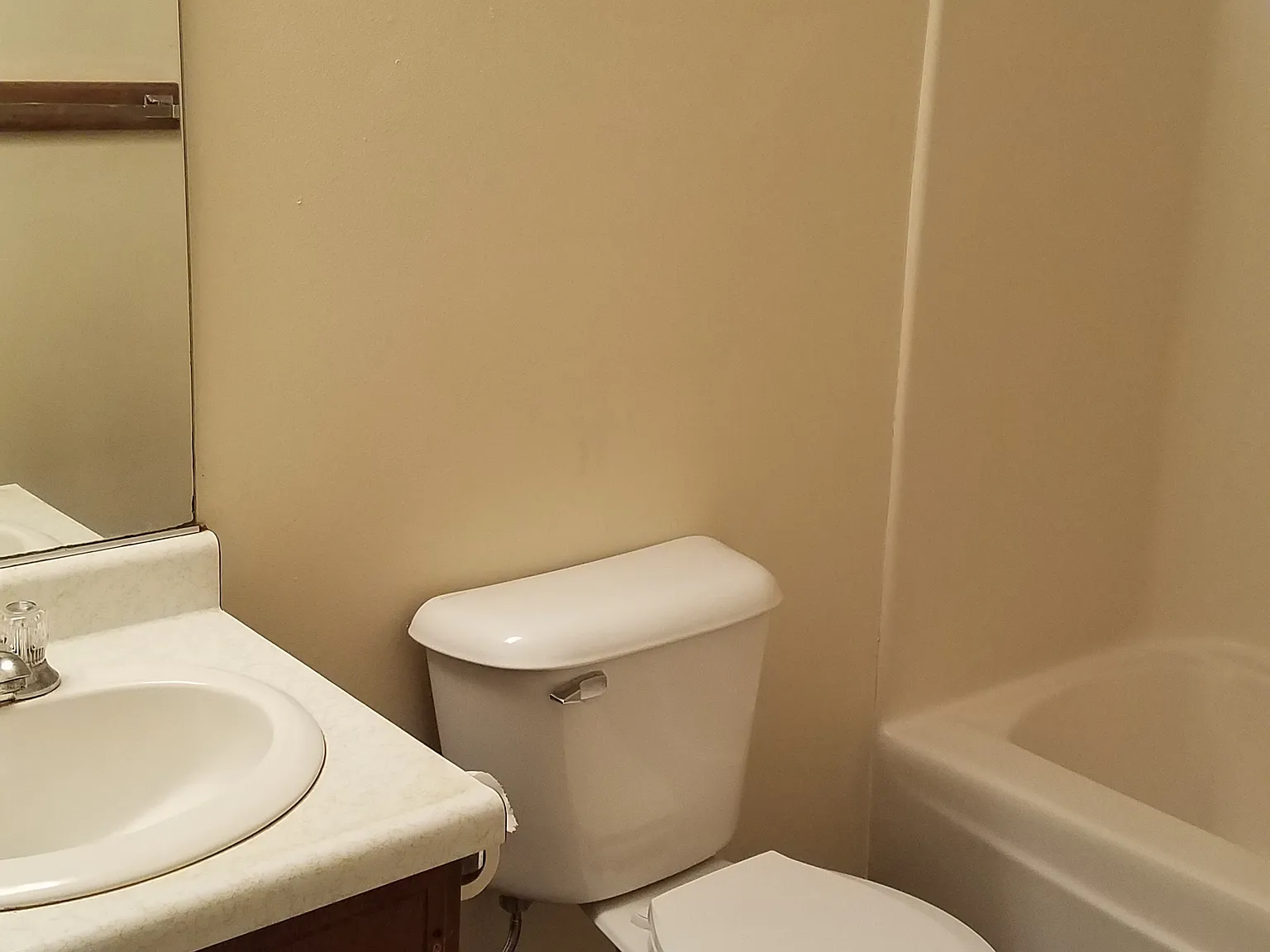 2 bed, $880 — Photo 4