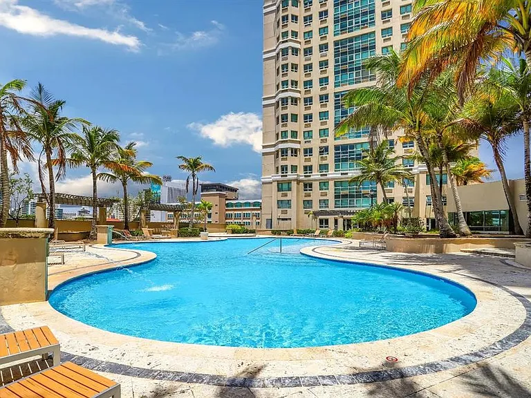 103 Avenida De Diego — Photo 7