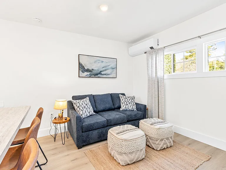 1081 Evans Ave #1 — Photo 13