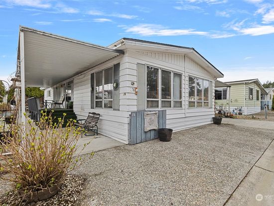 225 NE Ernst Street #76, Oak Harbor, WA 98277