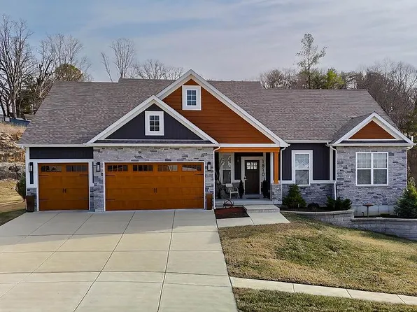 1810 Gardina Dr, Festus, MO 63028