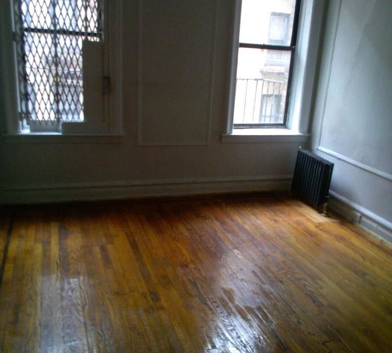 1st image of 916 Carroll St #4J