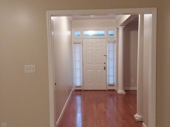 5th image of 4084 Huntley Dr