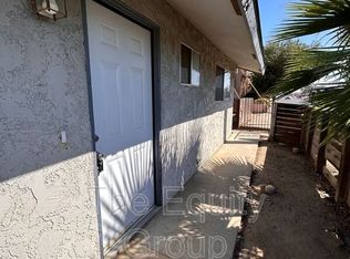 2434 W Caldwell Ave, Visalia, CA 93277
