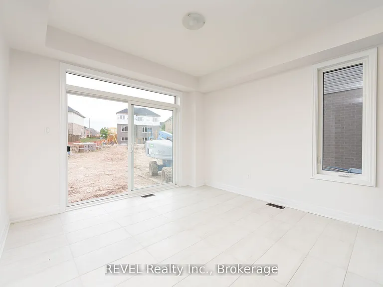 4568 Lyons Pkwy #UPPER — Photo 11