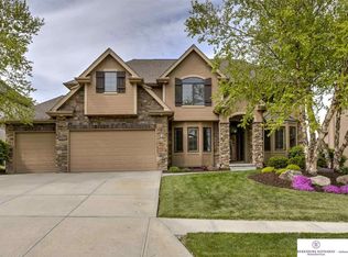 19258 Williams St, Omaha, NE 68130