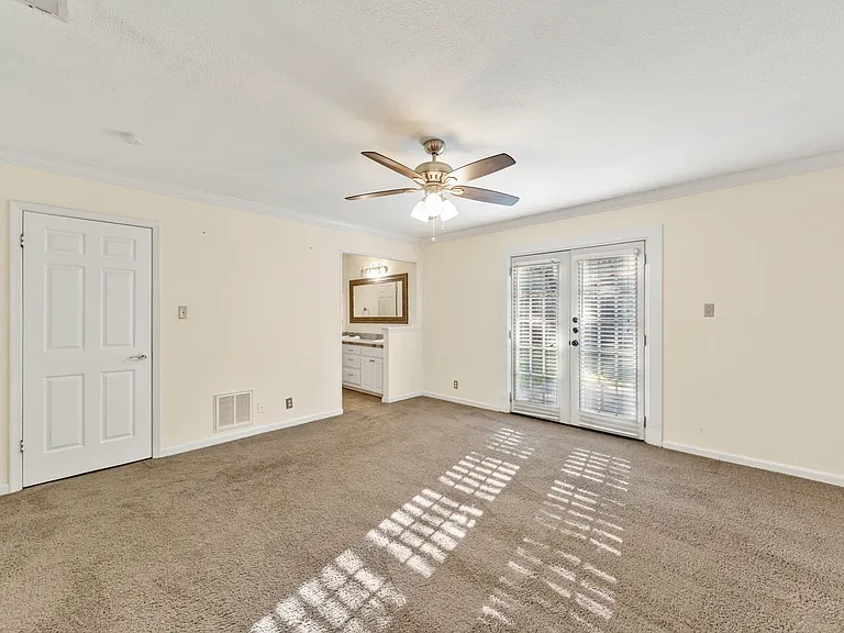 121 Lake Vis W — Photo 14