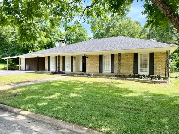 308 N Garden Club Dr, Overton, TX 75684