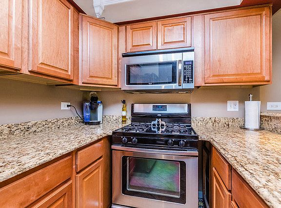 4th image of 510 Nicole Dr #16-B