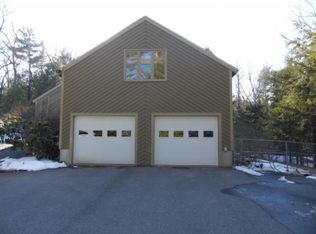 16 Seasons Ln, Londonderry, NH 03053
