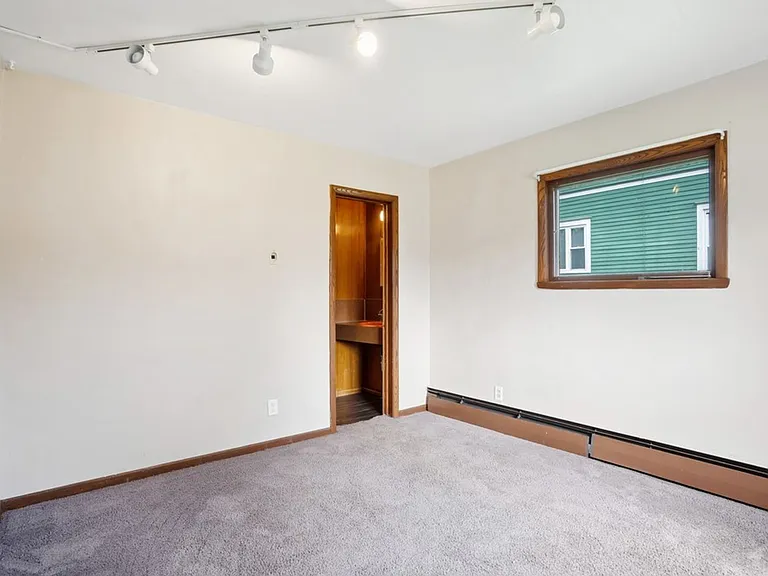 1721 Clay St — Photo 17