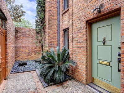 2901 Bissonnet St, Houston, TX, 77005