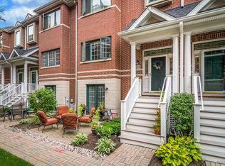 212 N Addison Ave, Elmhurst, IL 60126