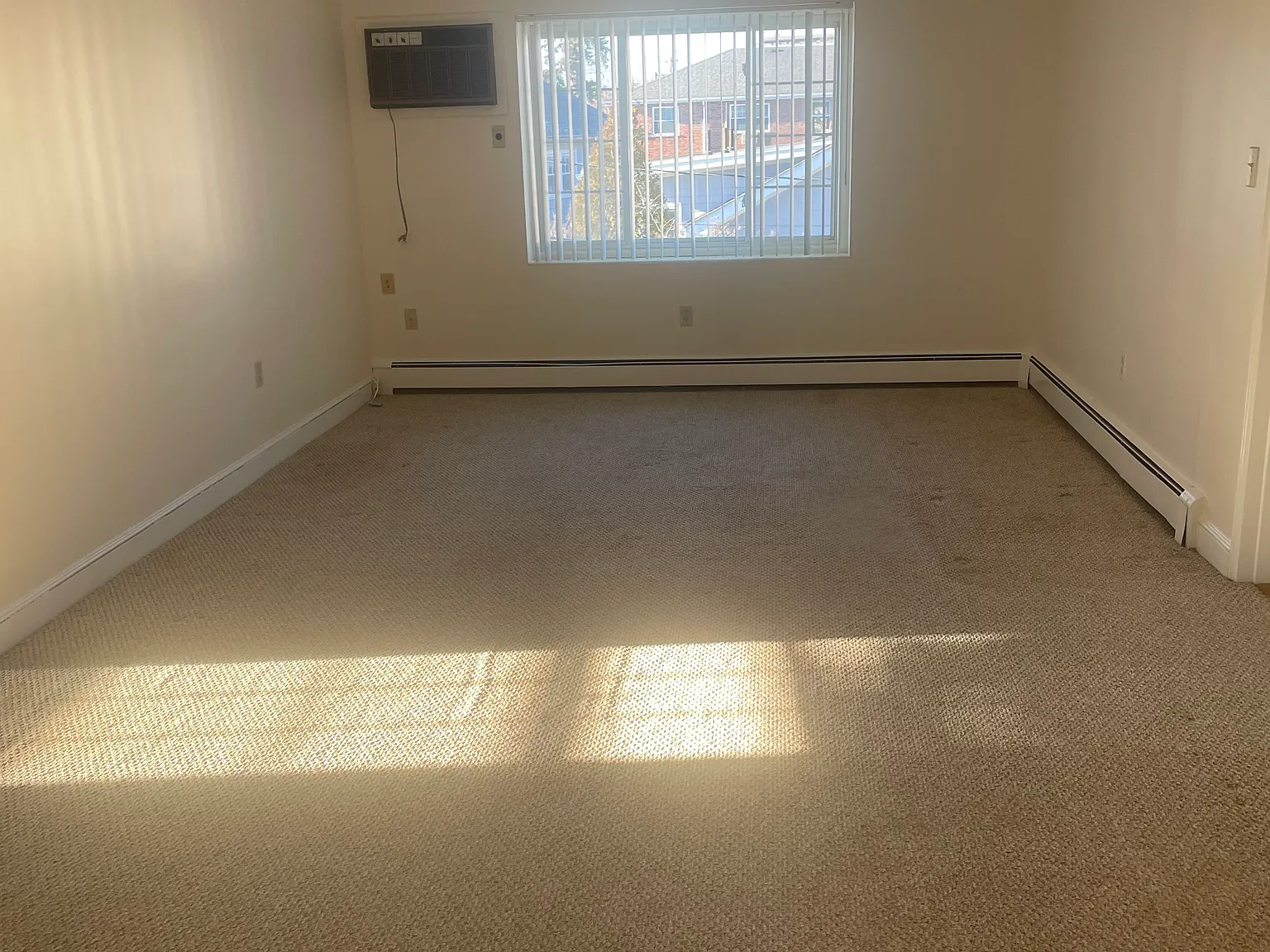 1 bed, 550 sqft, $2,200 — Photo 4