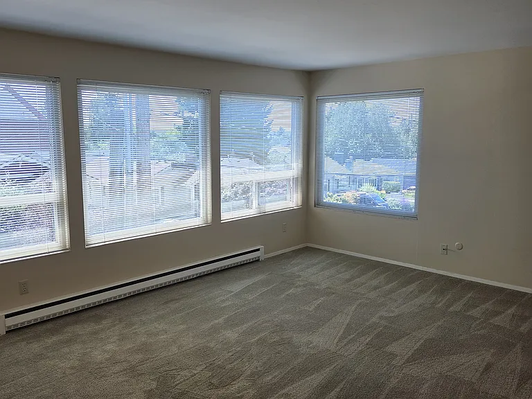 Corner unit