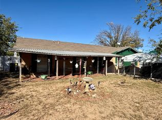 704 Post St, Coleman, TX 76834
