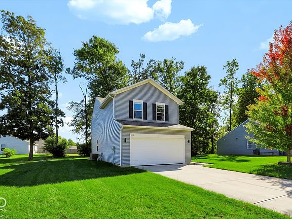 2nd image of 4511 Redhaven Dr