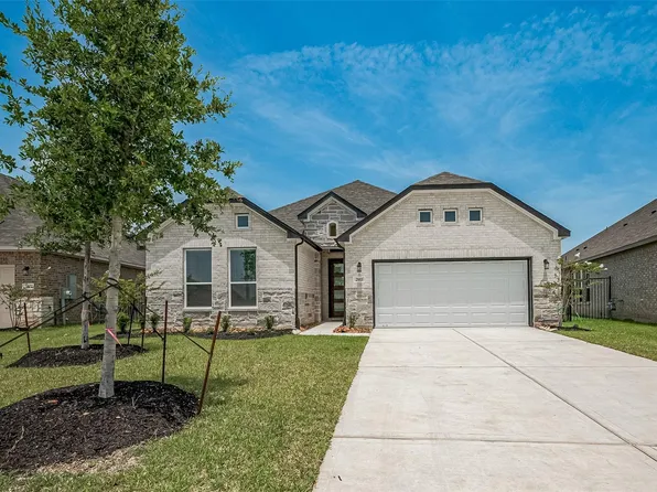 2911 Golden Isle Dr, Texas City, TX 77568