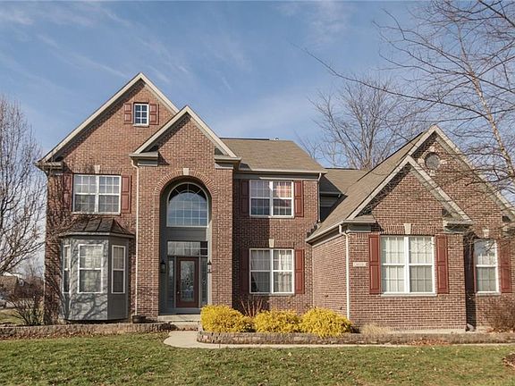 2nd image of 4650 Harmonie Ct