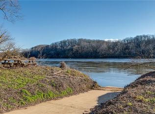 1301 Marlin Rd, Goochland, VA 23063