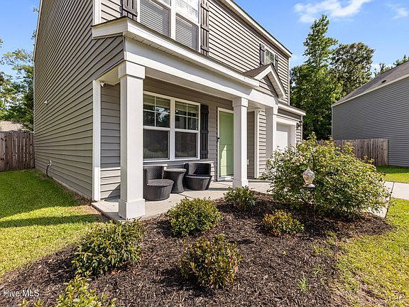 5th image of 9363 Vineyard Grove Lane NE