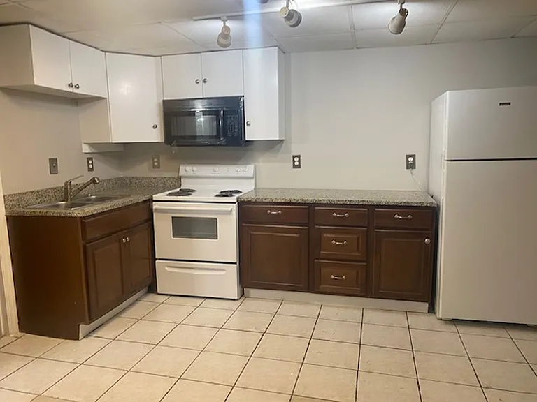 705 Piedmont Ave NE — Photo 24