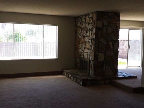 3rd image of 225 Veeder Dr