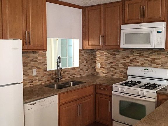 4th image of 8109 Morley Dr