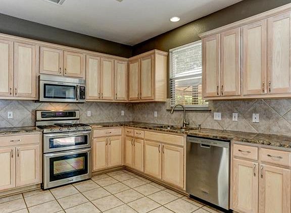 5th image of 2313 Portwood Bend Cv